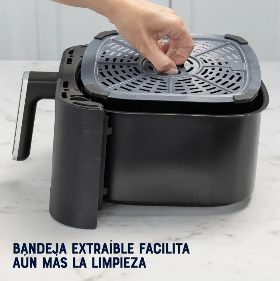 Freidora de aire manual Oster de 4L de capacidad CKSTAF401MDF